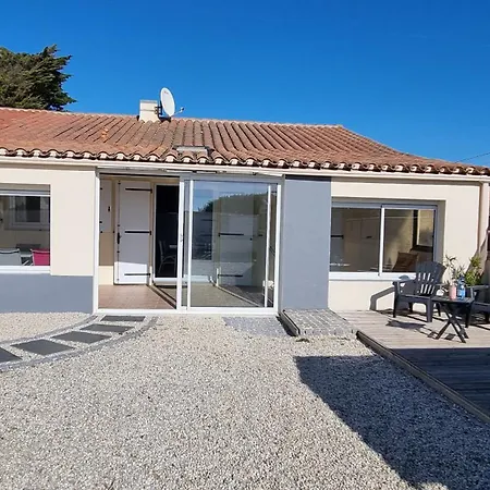Holiday home Bretignolles-sur-mer, Maison Bord De *